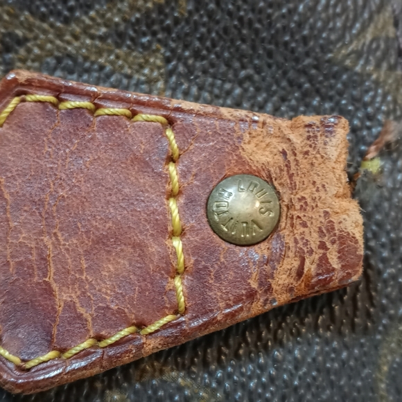 Louis Vuitton Handbag Code SP 8942~ Damaged/ Stained - Picture 9 of 12